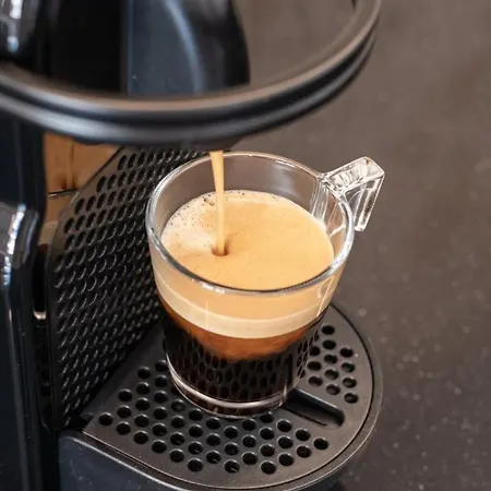 Le Coq Bleu D'azur- Piscine - Parking - Ac -wifi 公寓 芒通