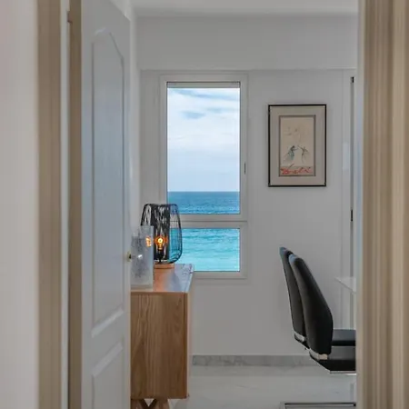 Le Coq Bleu D'azur- Piscine - Parking - Ac -wifi 芒通