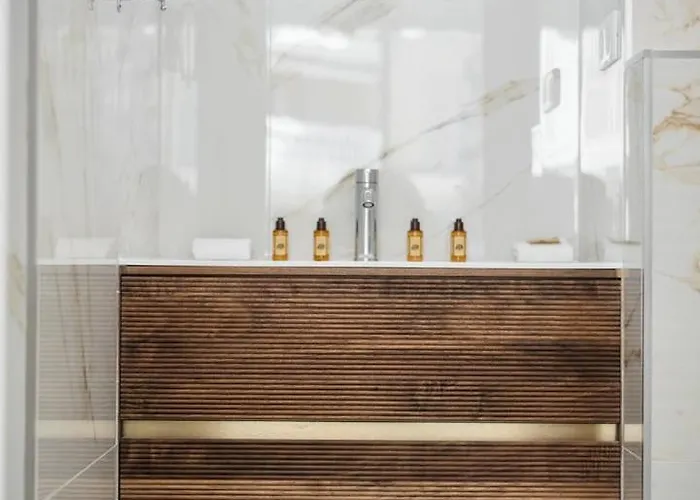 Apartment Le Coq Bleu D'azur- Piscine - Parking - Ac -wifi